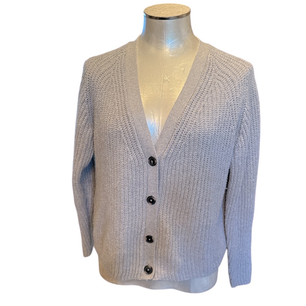 Studio 19 Women’s Gray Chunky Knit Cardigan Size Small